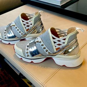 Size 37 Christian Louboutin sneakers worn once !